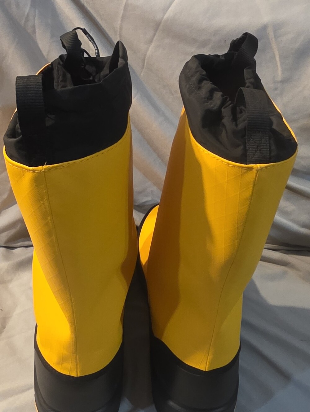 The North Face Base Camp 200 WP Boot Summit Gold Men SZ 14 NWOB Defect - Picture 4 of 9